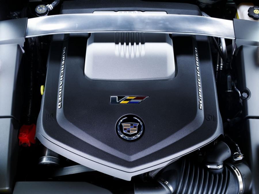  Cadillac CTS-V Coupe 2010 года  (фото 9 из 315)